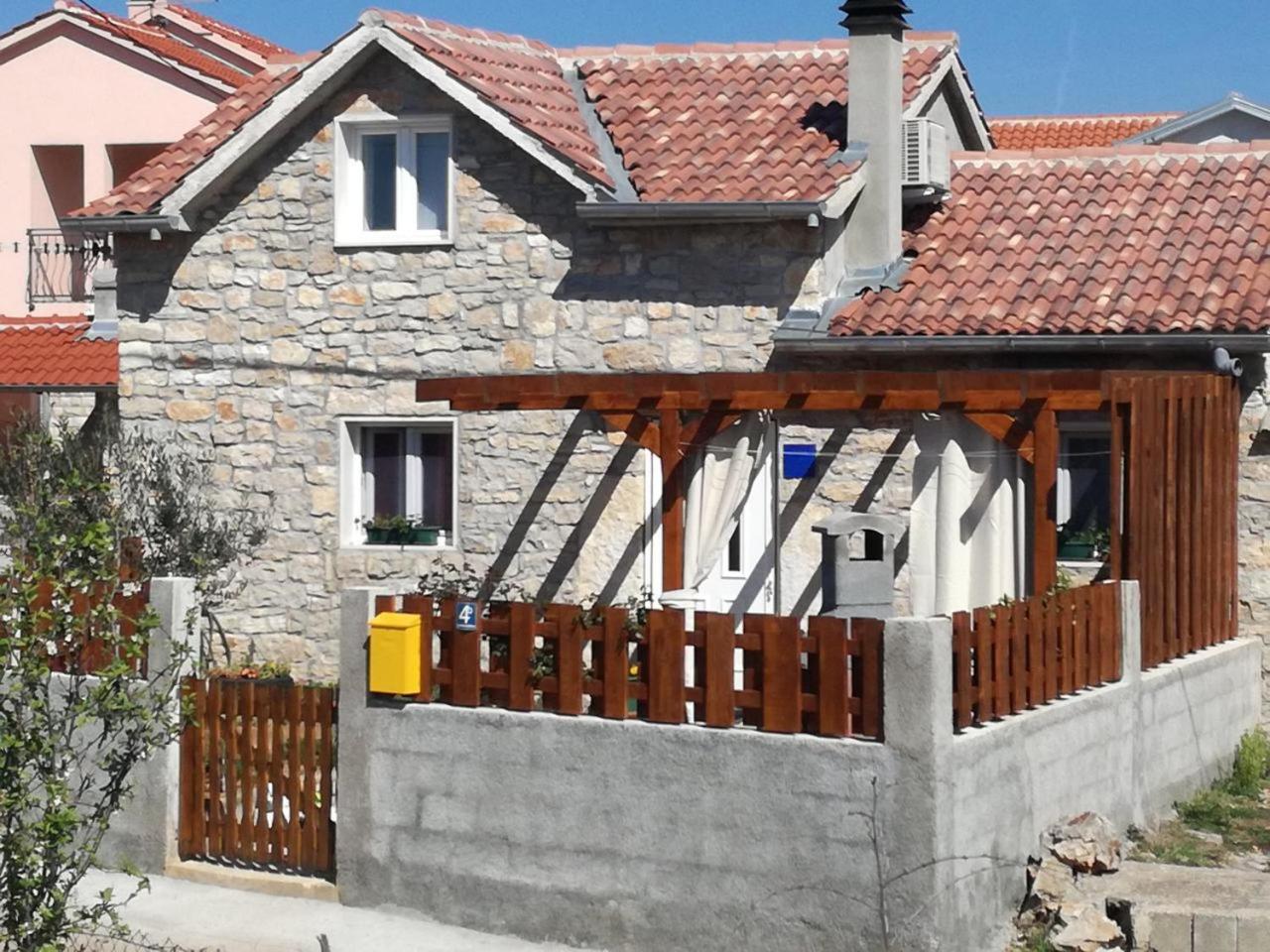 Villa Kuca Za Odmor Delfina à Slivnica Extérieur photo